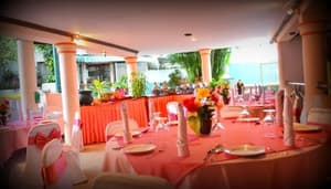 thumbnail: Dining