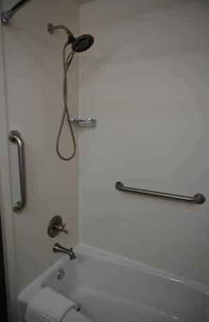 thumbnail: Bathroom shower