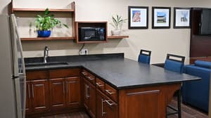 thumbnail: In-room dining