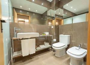 thumbnail: Bathroom