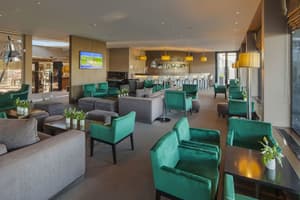 thumbnail: Bar (on property)