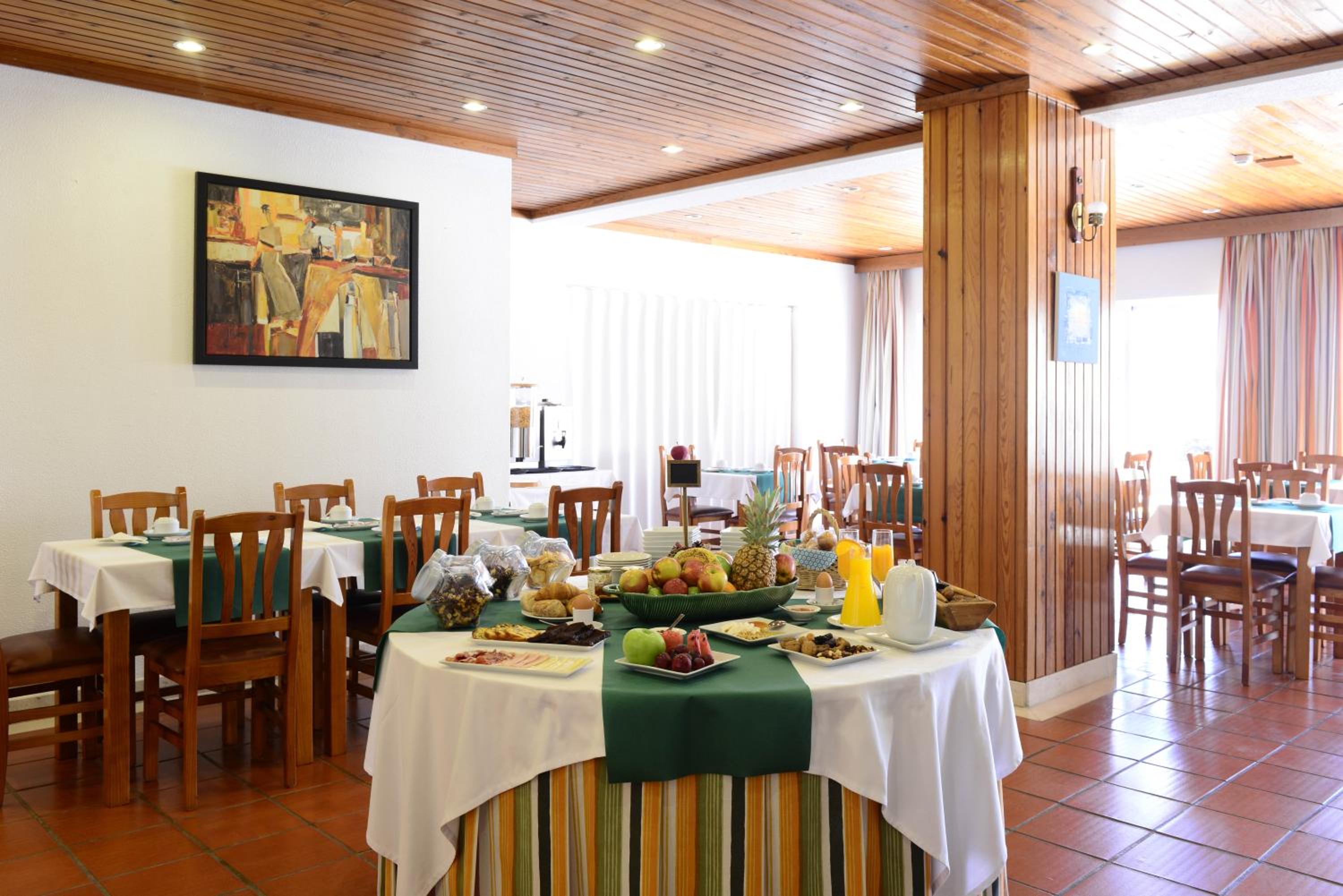 Restaurant-cafeteria