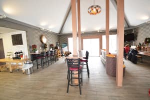 thumbnail: Interior entrance