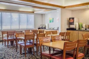thumbnail: Dining