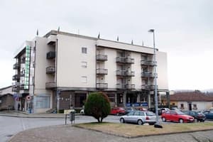 thumbnail: Exterior