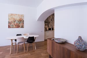 thumbnail: In-room dining
