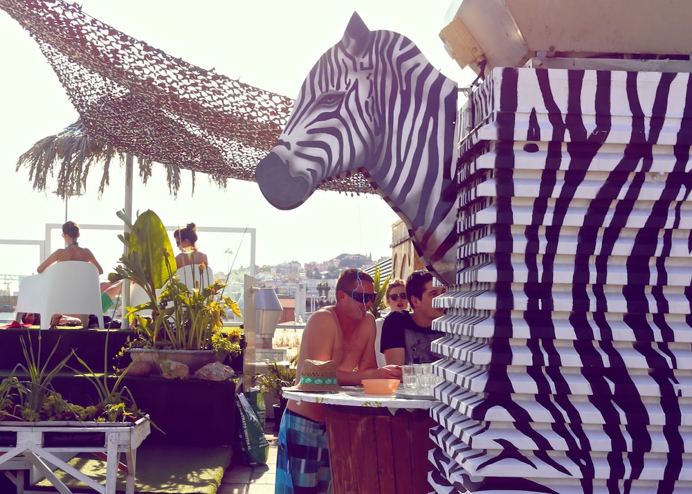 Poolside bar