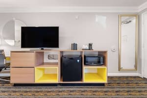 thumbnail: Room