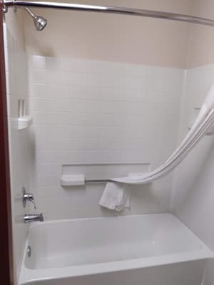 thumbnail: Bathroom shower