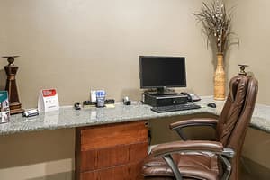 thumbnail: Business center