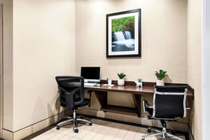 thumbnail: Business center