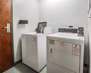 thumbnail: Laundry room