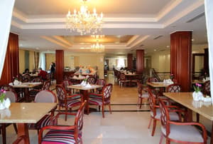 thumbnail: Restaurant
