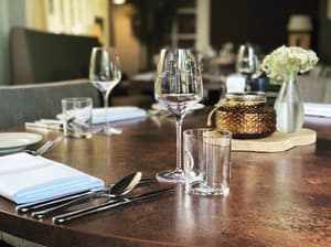 thumbnail: Restaurant