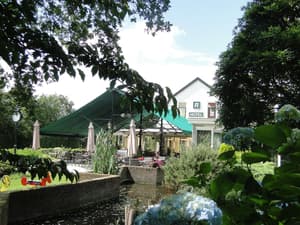 thumbnail: Property grounds