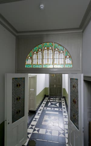 thumbnail: Interior