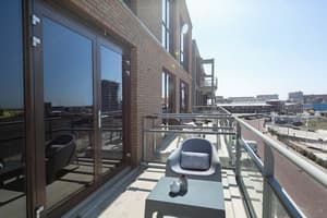 thumbnail: Balcony