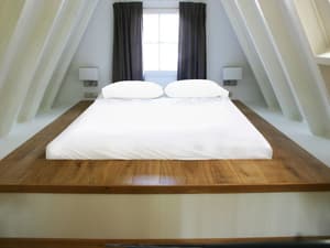 thumbnail: In-room dining