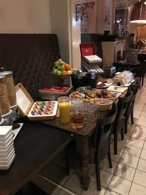thumbnail: Dining