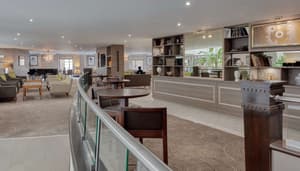 thumbnail: Bar (on property)