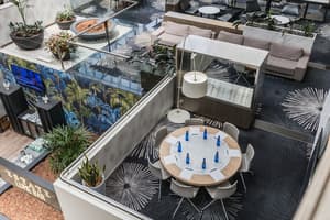 thumbnail: Lobby sitting area