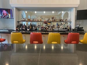 thumbnail: Bar (on property)