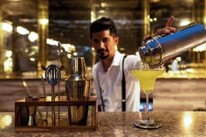 thumbnail: Bar (on property)