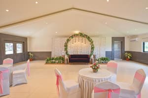 thumbnail: Banquet hall