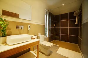 thumbnail: Bathroom