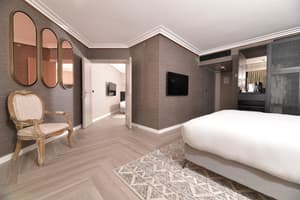 thumbnail: Room