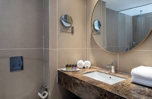 thumbnail: Bathroom