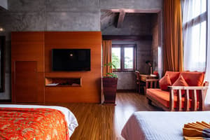 thumbnail: Room