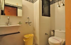 thumbnail: Bathroom