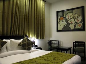thumbnail: Room