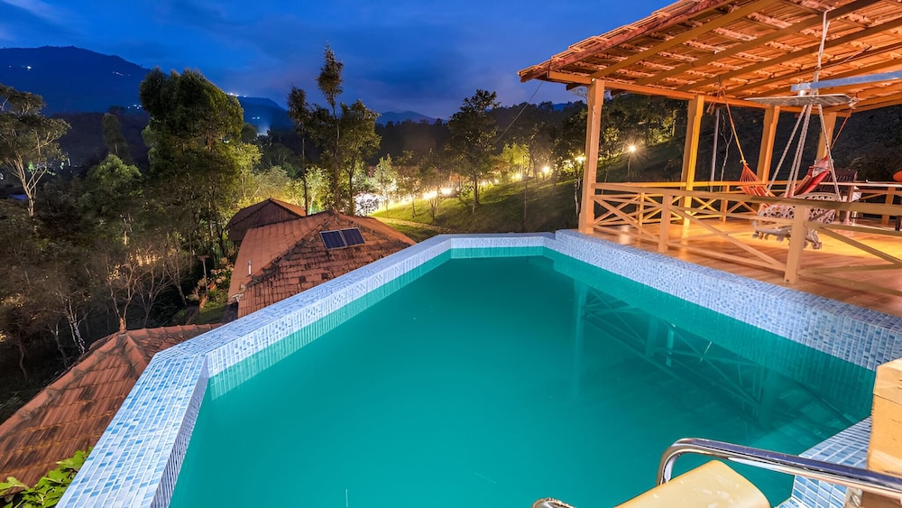 Private pool