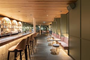 thumbnail: Restaurant