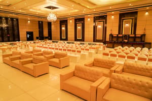 thumbnail: Banquet hall
