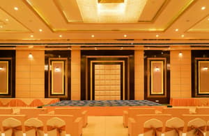 thumbnail: Banquet hall