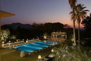thumbnail: Outdoor pool
