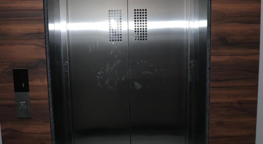 689483329.jpg