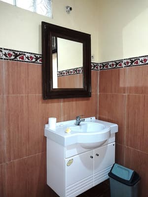 thumbnail: Bathroom