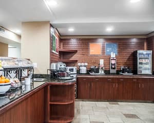 thumbnail: Breakfast area