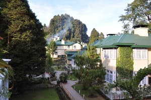 thumbnail: Front of property
