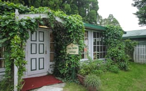 thumbnail: Exterior