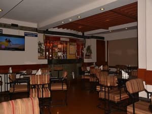 thumbnail: Bar (on property)