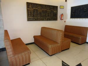 thumbnail: Lobby sitting area