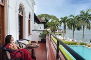 thumbnail: Balcony