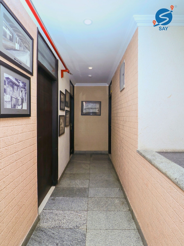 Handrails in stairways