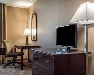 thumbnail: Business center