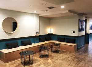 thumbnail: Reception